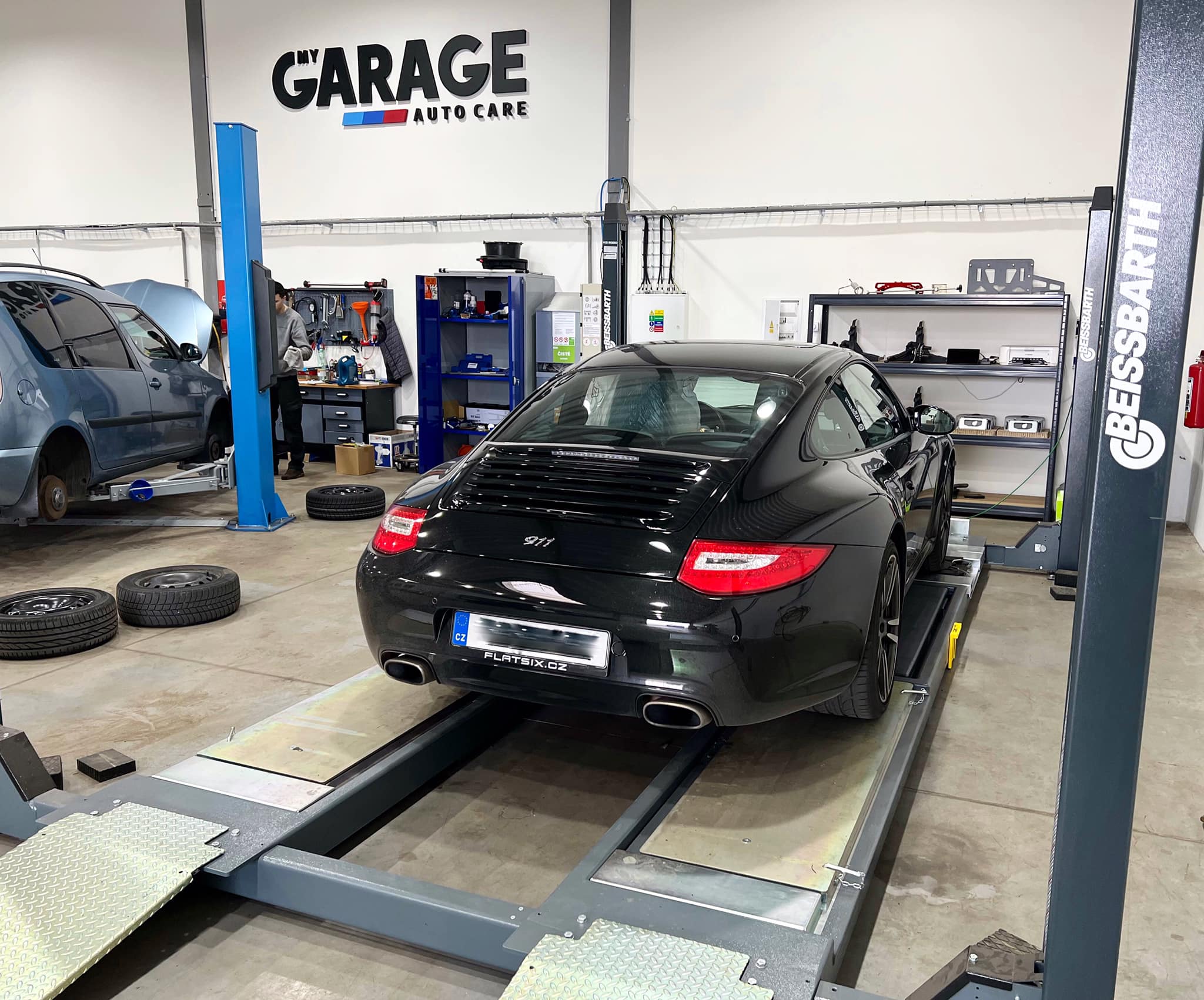 My Garage — zázemí dílny 9